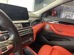 BMW X2 2021 xDrive25i M Off-Road Package - ფოტო 10