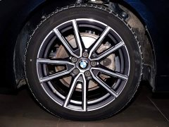 BMW 3 Series 320Li M Sport Package - ფოტო 12
