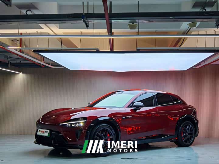 Xiaomi YU7 Four-Wheel Drive GT