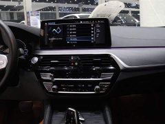 BMW 5 Series New Energy 2022 535Le M Sport Package - ფოტო 11
