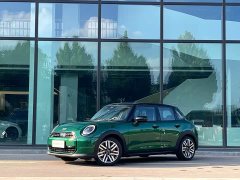 BMW MINI 1.5T COOPER Classic 5-Door - ფოტო 1