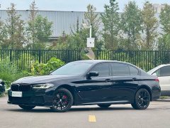 BMW 5 Series Facelift 530Li Luxury M Sport Package - ფოტო 1