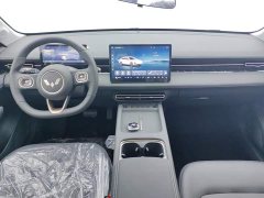 Wuling Starlight 2025 70km Smart Standard Edition - ფოტო 12