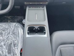 Wuling Starlight 2025 70km Smart Standard Edition - ფოტო 16