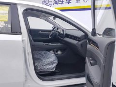 Wuling Starlight 2025 70km Smart Standard Edition - ფოტო 8
