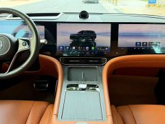 AITO M9 Extended Range Max 42kWh 6-Seater - ფოტო 11