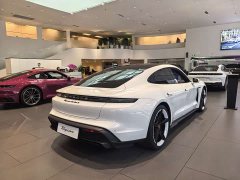 Porsche 2022 Porsche Taycan Turbo S - ფოტო 10