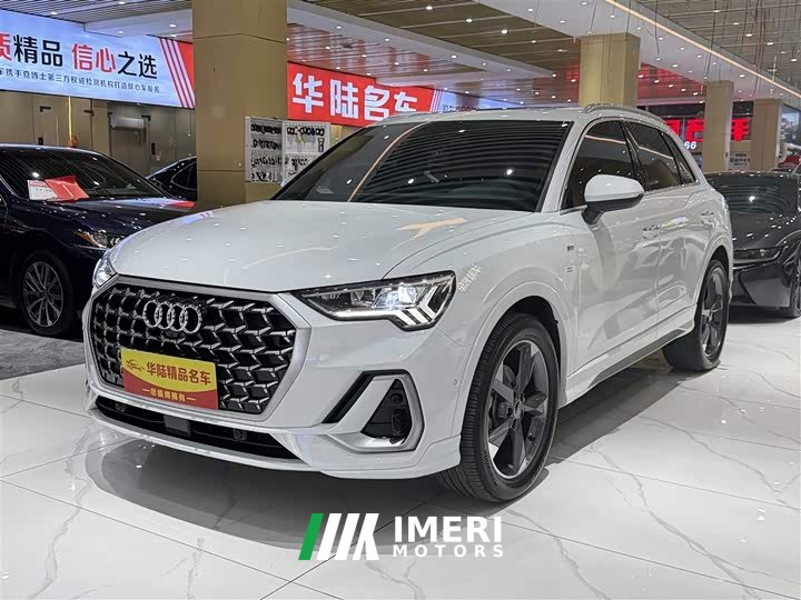 Audi Q3 35 TFSI Fashion Dynamic