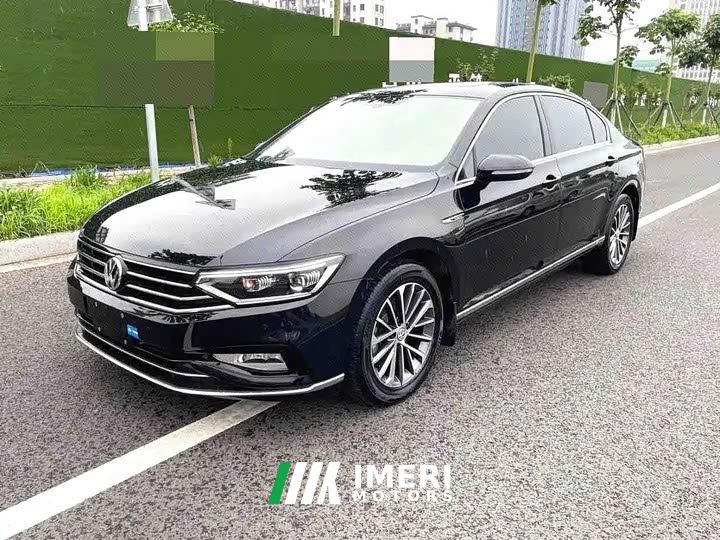 Volkswagen Magotan 330TSI DSG Luxury