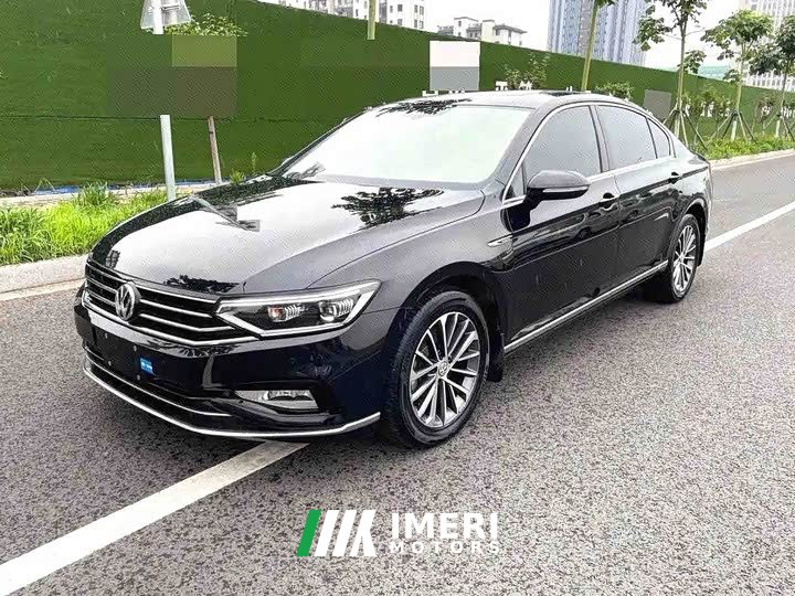 Volkswagen Magotan 330TSI DSG Luxury
