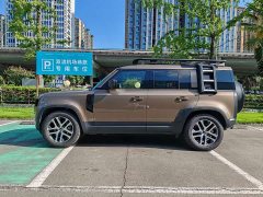 Land Rover Defender 110 3.0T P400 Dark Edition - ფოტო 4