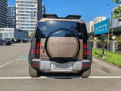 Land Rover Defender 110 3.0T P400 Dark Edition - ფოტო 6