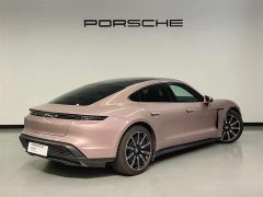 Porsche Taycan - ფოტო 10