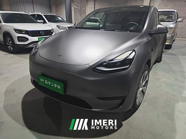 Tesla Model Y Facelift Rear-Wheel Drive