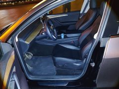Tesla Model Y 2022 Facelift Rear-Wheel Drive - ფოტო 17