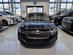 Skoda Superb 2025 TSI280 DSG Prestige - ფოტო 2