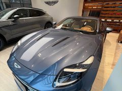 Aston Martin DB12 4.0T V8 Coupe - ფოტო 1
