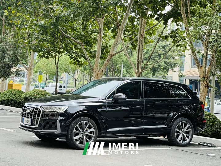 Audi Q7 55 TFSI quattro S line Sport - ავტომობილი ჩინეთიდან
