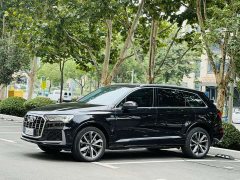 Audi Q7 55 TFSI quattro S line Sport - ფოტო 1