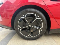 Xiaomi SU7 Rear-Wheel Drive Standard Edition - ფოტო 12