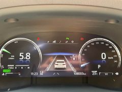 Toyota Camry Hybrid Luxury - ფოტო 8