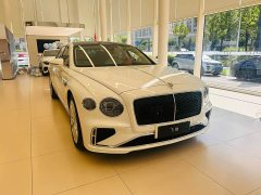Bentley Flying Spur Plug-in Hybrid 4.0T V8 Standard Edition - ფოტო 1