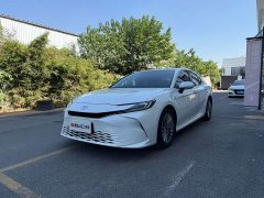 Toyota Camry 2024 Hybrid 2.0L HGVP Luxury - ფოტო 1