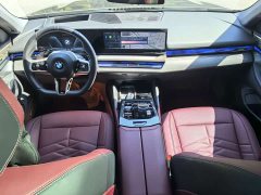 BMW 5 Series 530Li Luxury M Sport Package - ფოტო 9