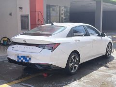 Hyundai Elantra 1.5L CVT Luxury - ფოტო 4