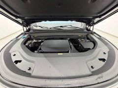 Li Auto L9 Max - ფოტო 12