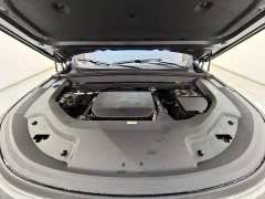 Li Auto L9 2022 Max - ფოტო 18