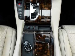 Toyota Alphard 2021 Hybrid 2.5L Luxury - ფოტო 20
