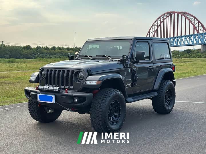 Jeep Wrangler 2.0T Sahara Two-Door