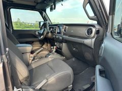 Jeep Wrangler 2021 2.0T Sahara Two-Door - ფოტო 8