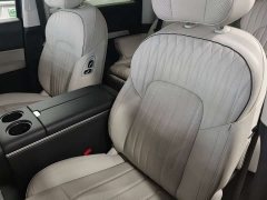 Voyah Lantu Dreamchaser PHEV AWD Flagship Kunpeng Edition - ფოტო 10