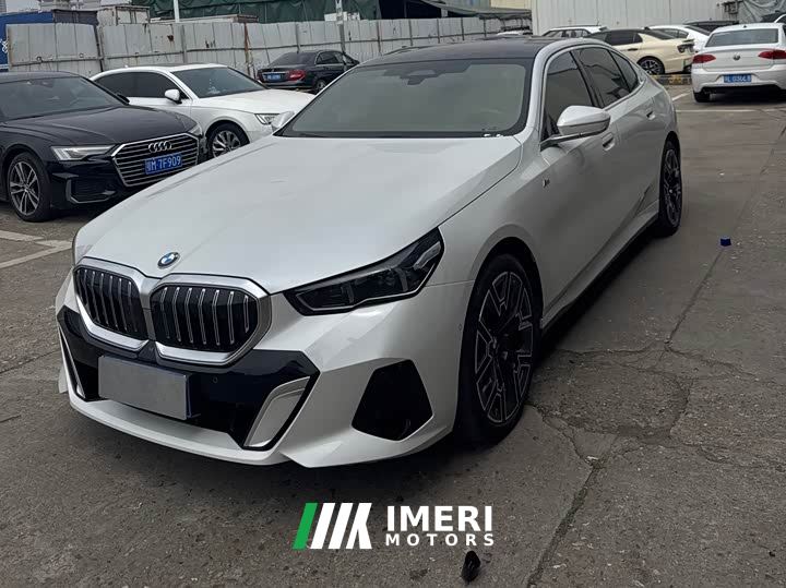 BMW 5 Series 530Li Luxury M Sport Package