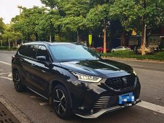 Toyota Crown Venza 2021 2.5L HEV AWD Luxury - ფოტო 3