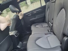 Toyota Crown Venza 2021 2.5L HEV AWD Luxury - ფოტო 8