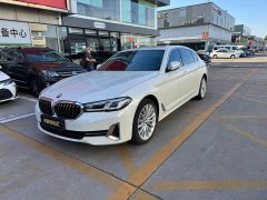BMW 5 Series 2021 Facelift 530Li Luxury Edition Premium Package - ფოტო 1