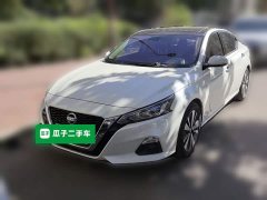 Nissan Teana 2.0L XL Comfort - ფოტო 1