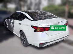 Nissan Teana 2.0L XL Comfort - ფოტო 4