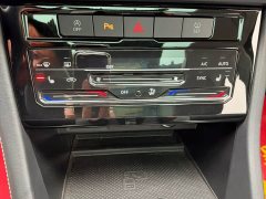 Volkswagen Jetta VS7 280TSI Automatic Gloss Honor Edition - ფოტო 11