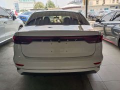 Geely Emgrand 4th Generation 1.5L CVT Luxury - ფოტო 15