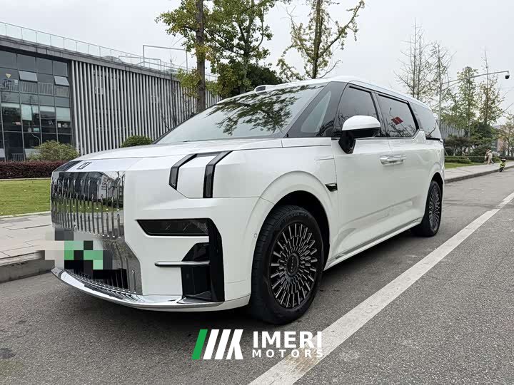 Zeekr 009 Seven-Seat Aisle Version 108kWh