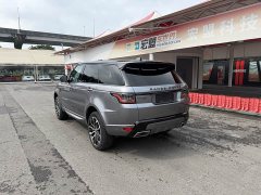 Land Rover Range Rover Sport 3.0 L6 Ebony Edition - ფოტო 11