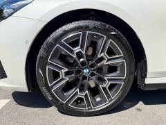 BMW 5 Series 530Li Luxury M Sport Package - ფოტო 5