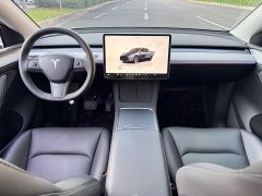 Tesla Model Y Rear-Wheel Drive - ფოტო 5