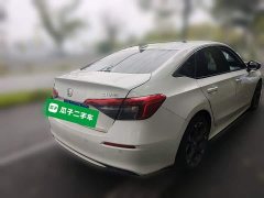 Honda Civic 240TURBO CVT Sport Control Edition - ფოტო 4