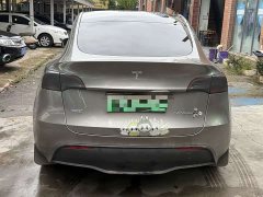 Tesla Model Y Rear-Wheel Drive - ფოტო 10