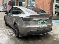 Tesla Model Y Rear-Wheel Drive - ფოტო 11